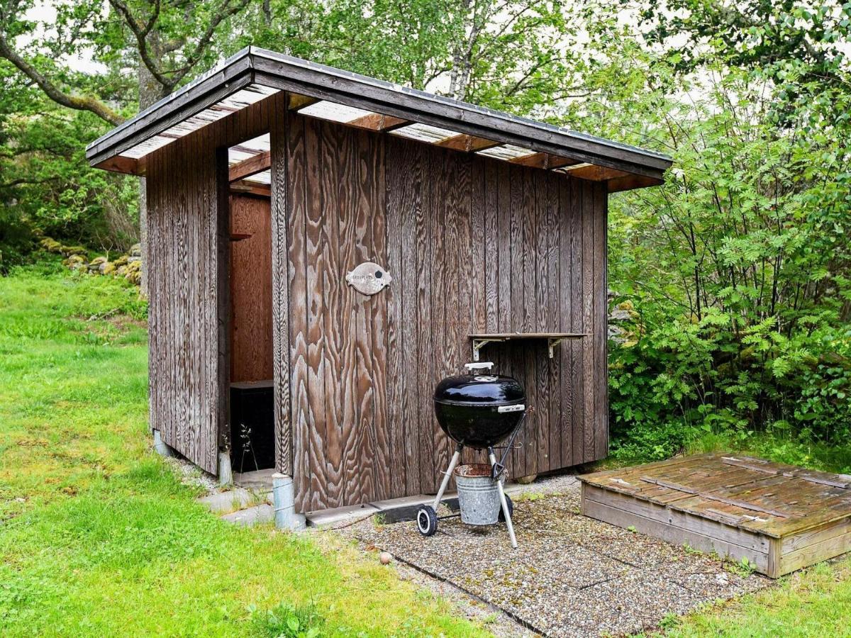 4 Person Holiday Home In Hen N Noesund Exterior photo